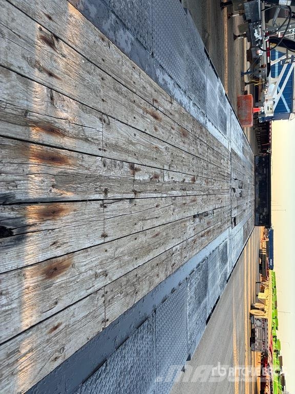 Manac 50 ft Tri/A Extendable Step Deck Trailer Przyczepy niskopodłogowe