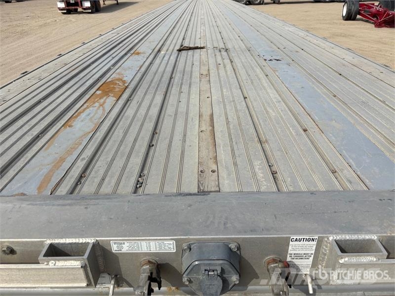 Manac 53 ft Quad/A Flatbed Trailer Platformos / Pakrovimas iš šono