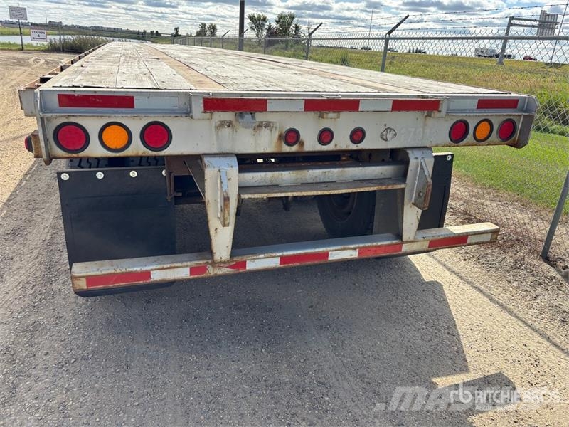 Manac 53 ft T/A Flatbed Trailer Platós / Ponyvás pótkocsik
