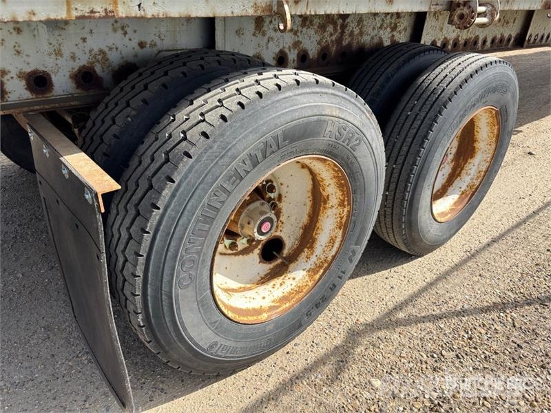Manac 53 ft T/A Flatbed Trailer Platós / Ponyvás pótkocsik