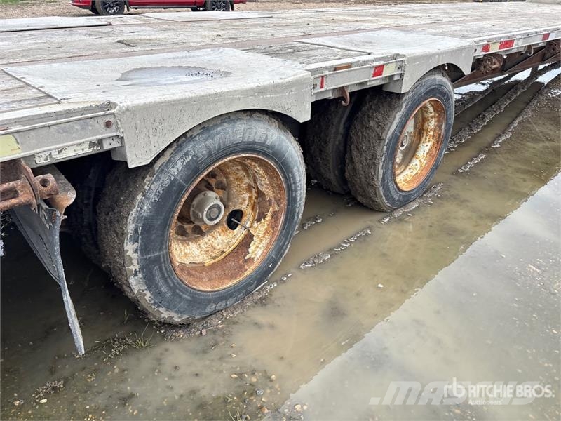 Manac 53 ft T/A Step Deck Trailer Низкорамные прицепы