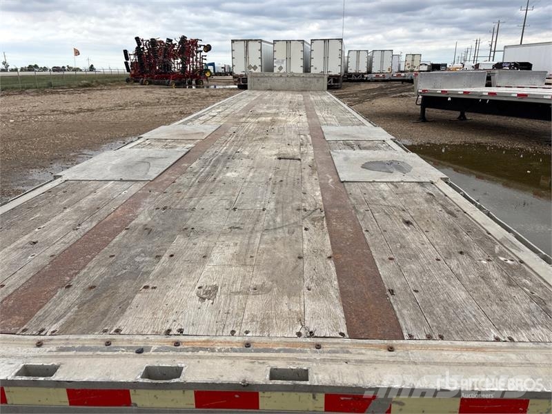 Manac 53 ft T/A Step Deck Trailer Низкорамные прицепы