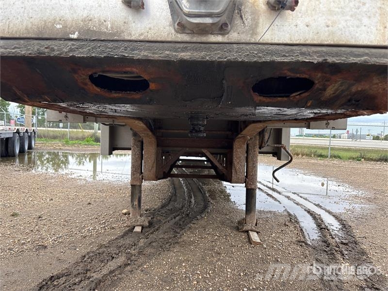 Manac 53 ft T/A Step Deck Trailer Низкорамные прицепы