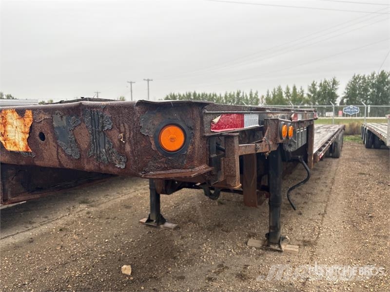 Manac 53 ft Tri/A 53 ft Extendable Step Deck Trailer Niski utovarivači