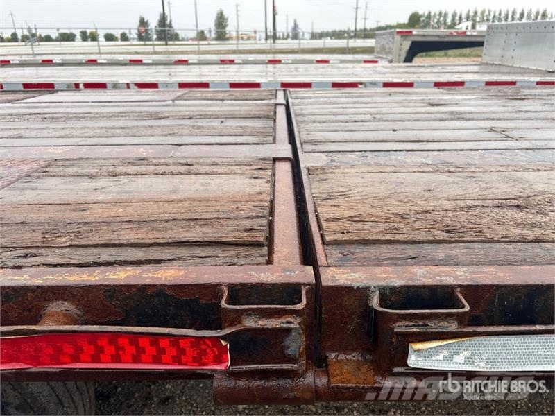 Manac 53 ft Tri/A 53 ft Extendable Step Deck Trailer Niski utovarivači