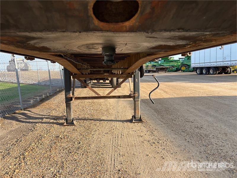 Manac 53 ft Tri/A Flatbed Trailer Rimorchi con sponde ribaltabili