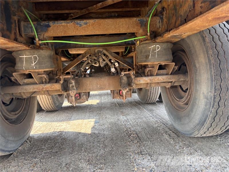 Manac 53 ft Tri/A Flatbed Trailer Vlakke laadvloer