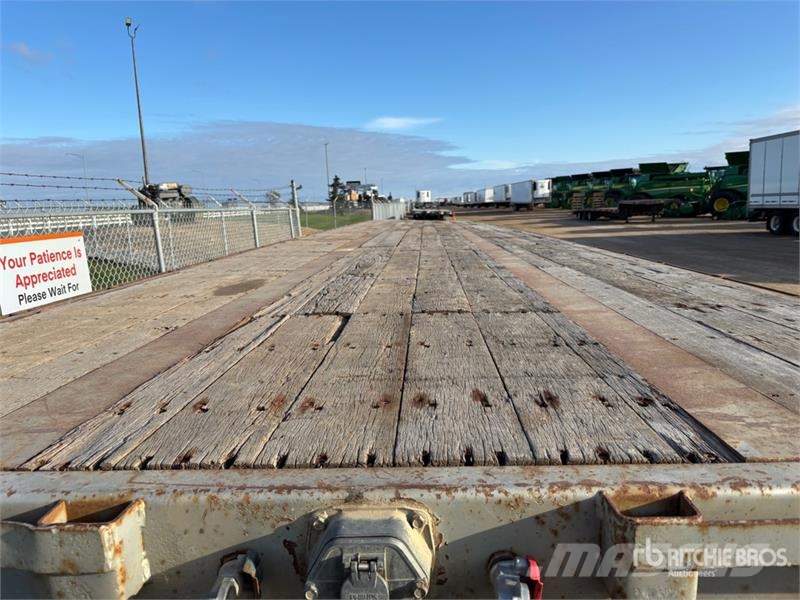Manac 53 ft Tri/A Flatbed Trailer Rimorchi con sponde ribaltabili