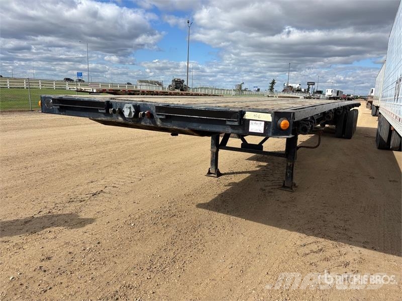 Manac 53 ft Tri/A Flatbed Trailer Platós / Ponyvás pótkocsik