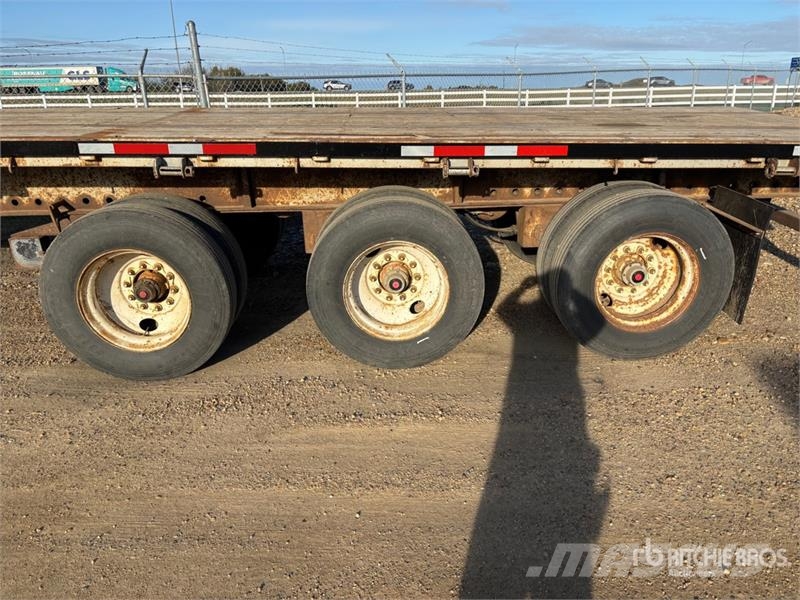 Manac 53 ft Tri/A Flatbed Trailer Rimorchi con sponde ribaltabili