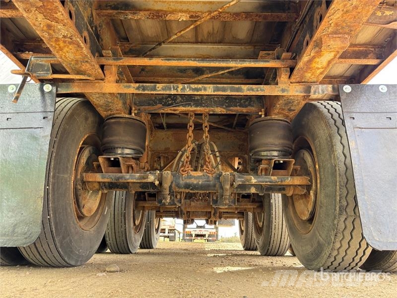Manac 53 ft Tri/A Flatbed Trailer Platós / Ponyvás pótkocsik