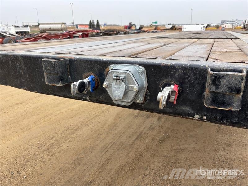 Manac 53 ft Tri/A Flatbed Trailer Flatbed/Dropside trailers