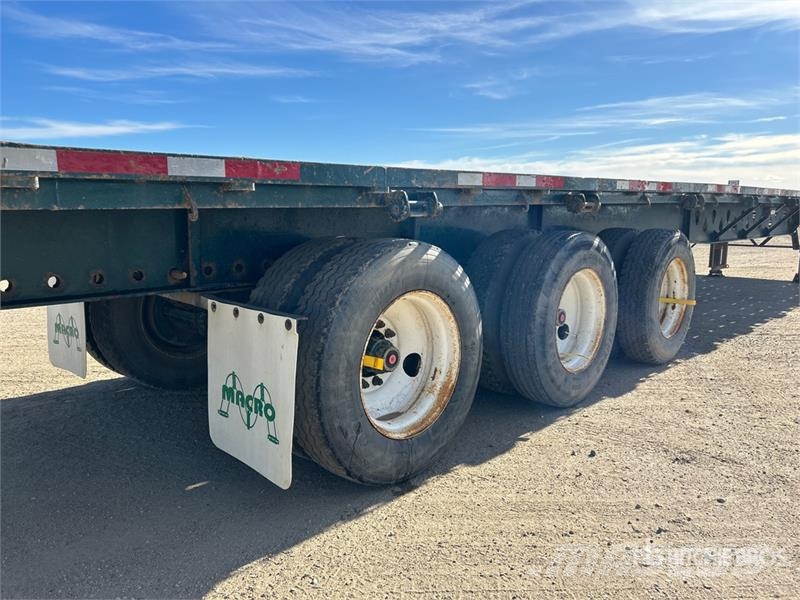 Manac 53 ft Tri/A Flatbed Trailer مقطوروات مسطحة/مفصلية الجوانب