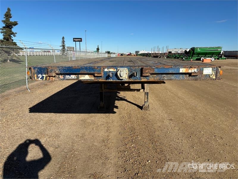 Manac 53 ft Tri/A Flatbed Trailer Madelhaagised