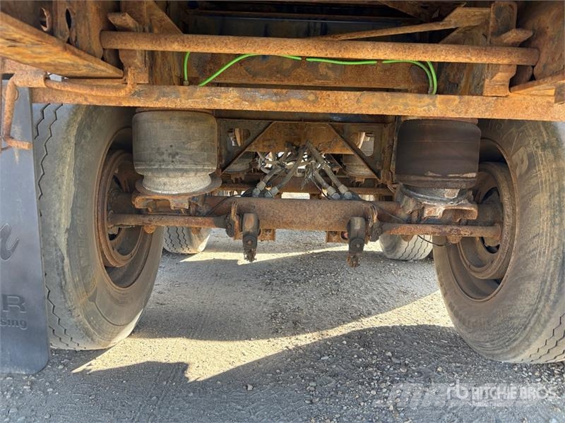 Manac 53 ft Tri/A Flatbed Trailer Vlakke laadvloer