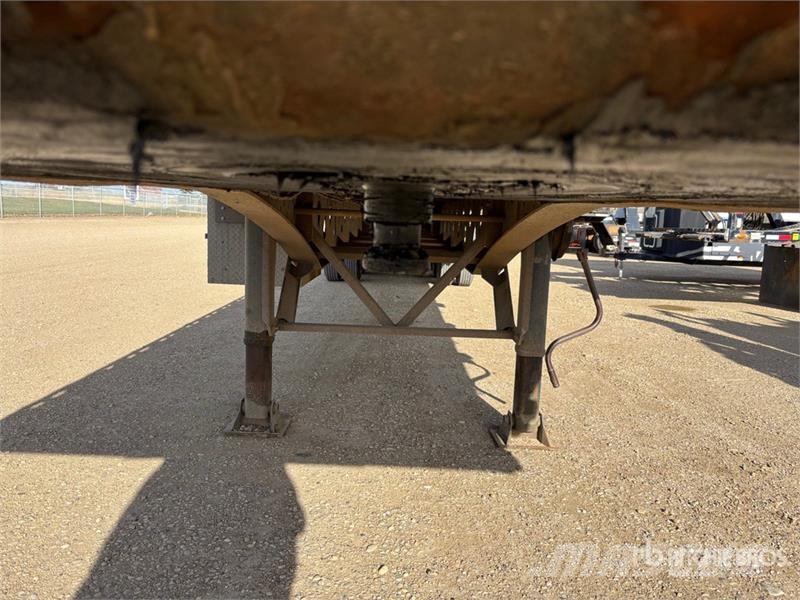 Manac 53 ft Tri/A Flatbed Trailer Прицепы-платформы/боковая разгрузка