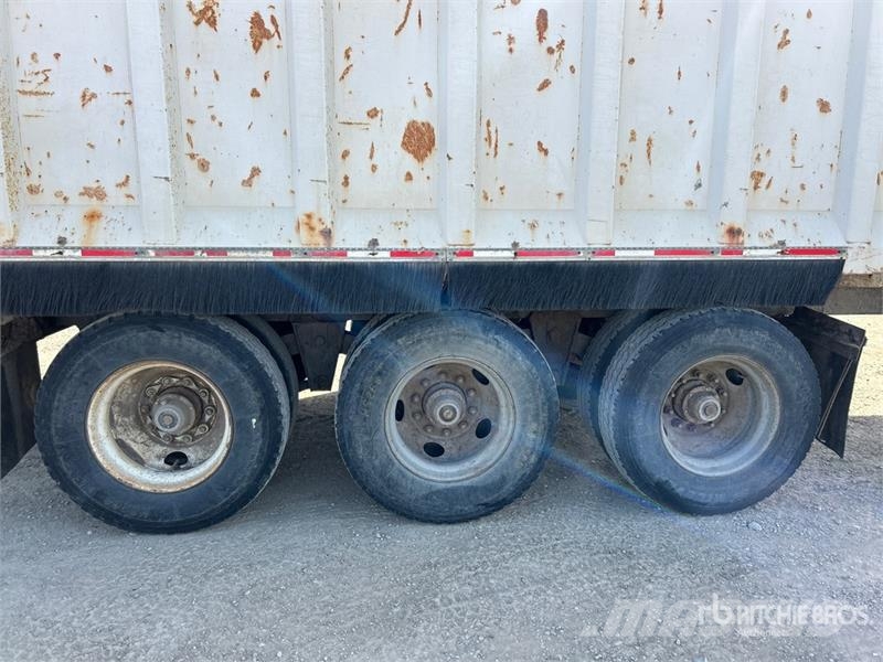 Manac 53 ft Tri/A Moving Floor Open-Top Chip Trailer Priekabos skiedroms vežti
