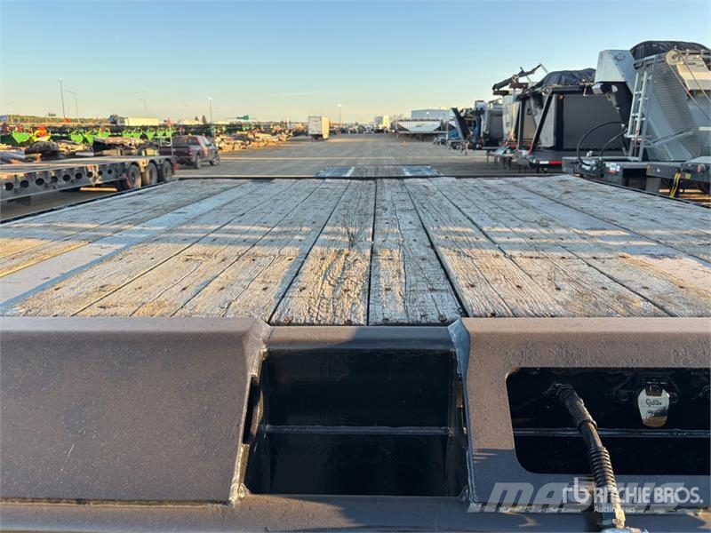 Manac 53 ft Tri/A Step Deck Trailer Dieplader