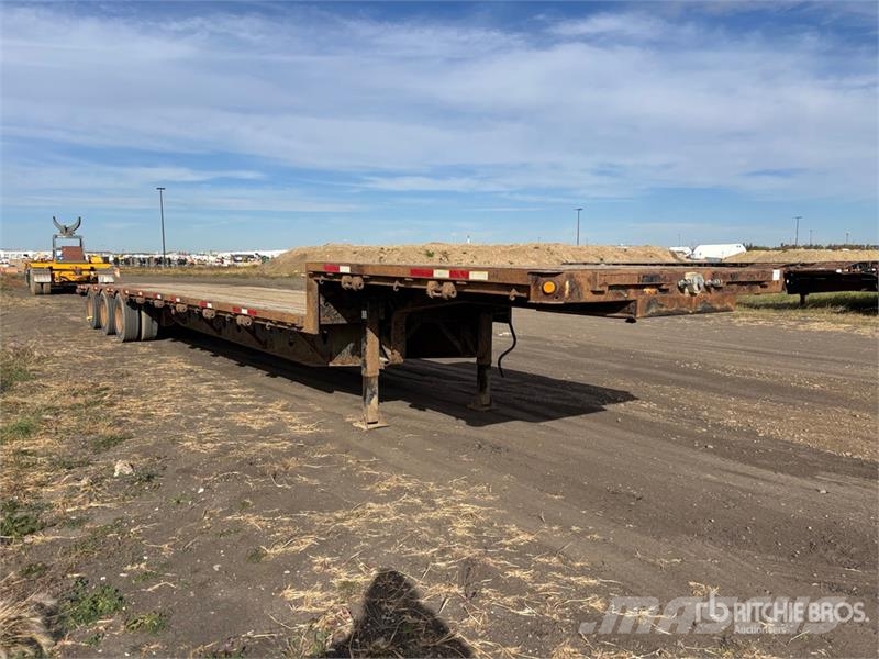 Manac 53 ft Tri/A Step Deck Trailer Низкорамные прицепы