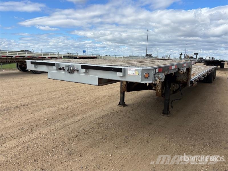 Manac 53 ft Tri/A Step Deck Trailer Mélybölcsős