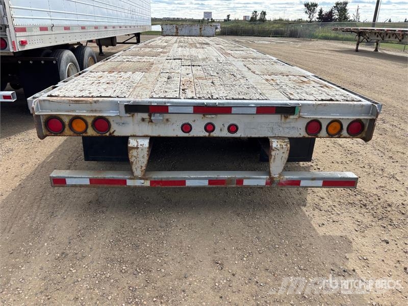 Manac 53 ft Tri/A Step Deck Trailer Mélybölcsős
