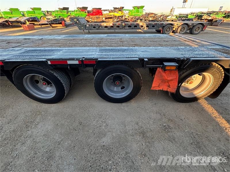 Manac 53 ft Tri/A Step Deck Trailer Dieplader