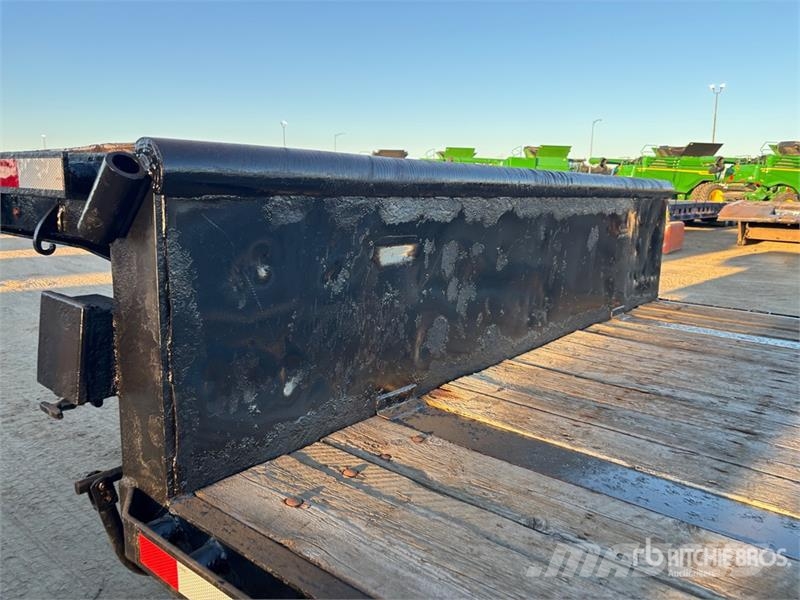 Manac 53 ft Tri/A Step Deck Trailer Dieplader