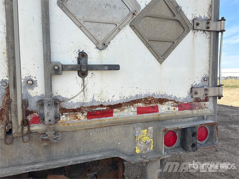 Manac 53 ft x 102 in T/A Heated Van Trailer Ремаркета фургони