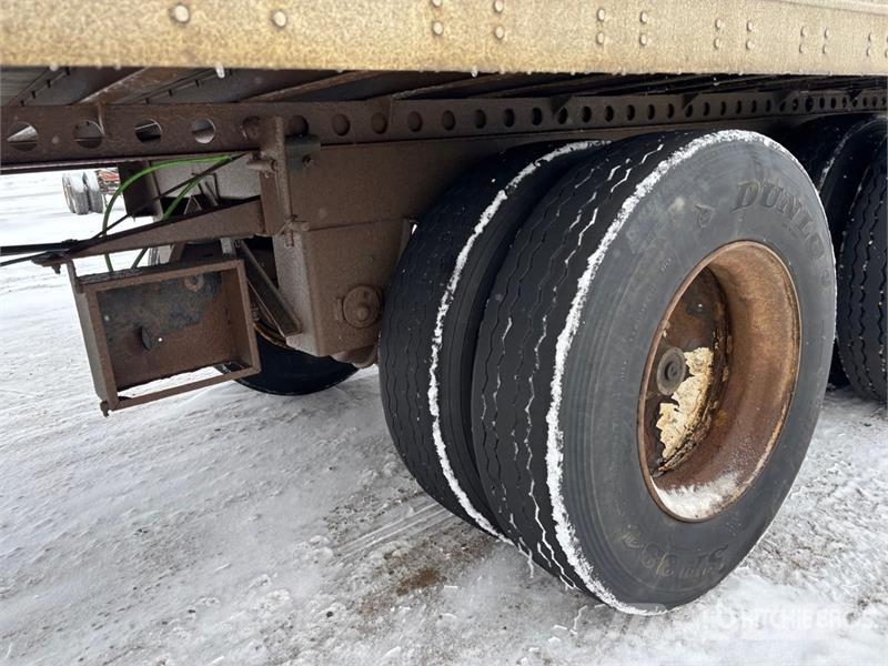 Manac 53 ft x 102 in T/A Van Trailer Rimorchi cassonati