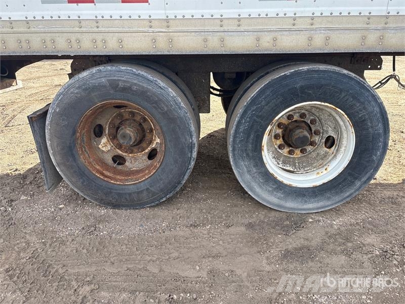Manac 53 ft x 102 in T/A Heated Van Trailer Ремаркета фургони