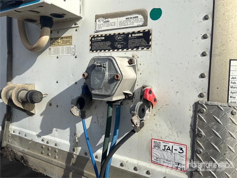 Manac 53 ft x 102 in T/A Heated Van Trailer Ремаркета фургони