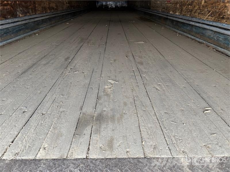Manac 53 ft x 102 in T/A Van Trailer Rimorchi cassonati