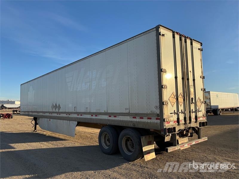 Manac 53 ft x 102 in T/A Heated Van Trailer Dobozos pótkocsik
