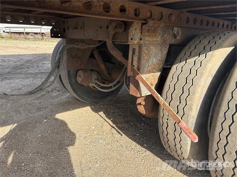 Manac 53 ft x 102 in T/A Heated Van Trailer Ремаркета фургони