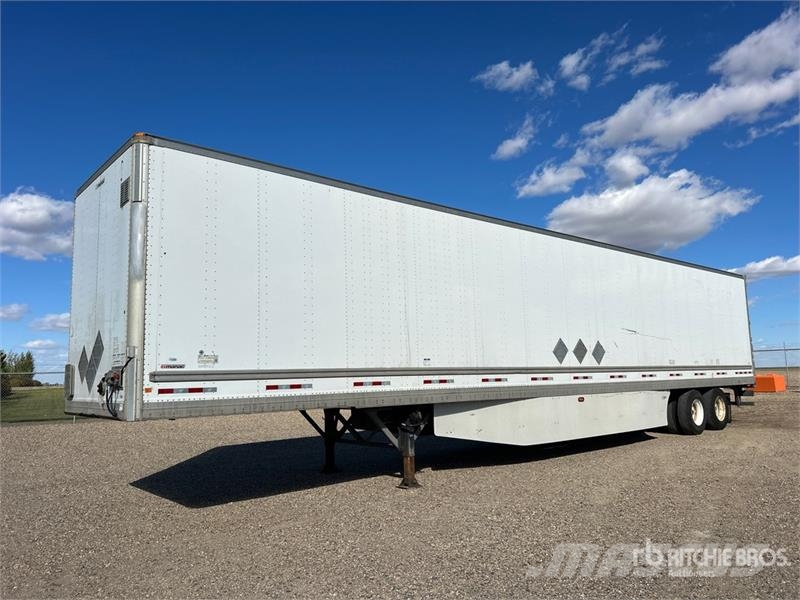 Manac 53 ft x 102 in T/A Van Trailer Причепи-фургони