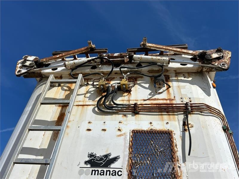 Manac 53 ft x 96 in Tri/A Chip Trailer Skaidu pārvadāšanas treileri