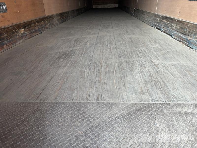 Manac FV943 53 ft x 102 in Tri/A Van Trailer Прицепы-фургоны