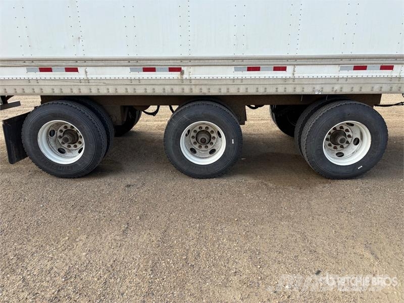 Manac FV943 53 ft x 102 in Tri/A Van Trailer Прицепы-фургоны