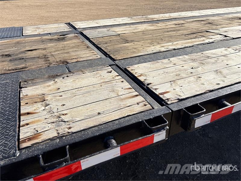 Manac Tri/A 53 ft - 71 ft Extendable Step Deck Trailer Низкорамные прицепы