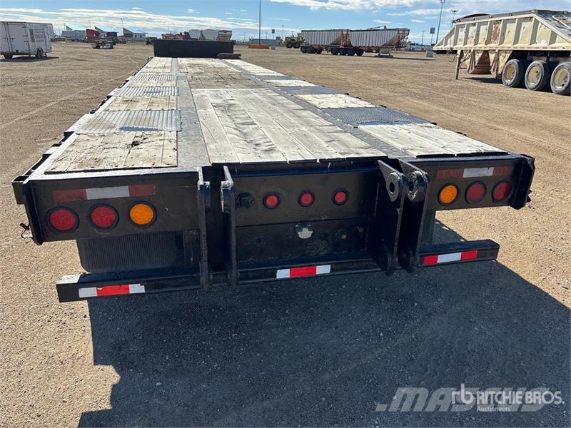 Manac Tri/A 53 ft - 71 ft Extendable Step Deck Trailer Низкорамные прицепы