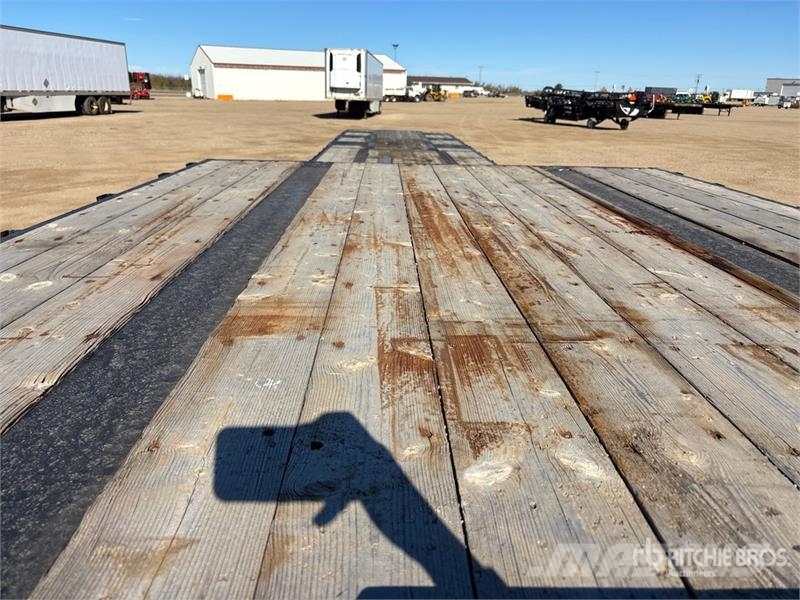Manac Tri/A 53 ft - 71 ft Extendable Step Deck Trailer Низкорамные прицепы