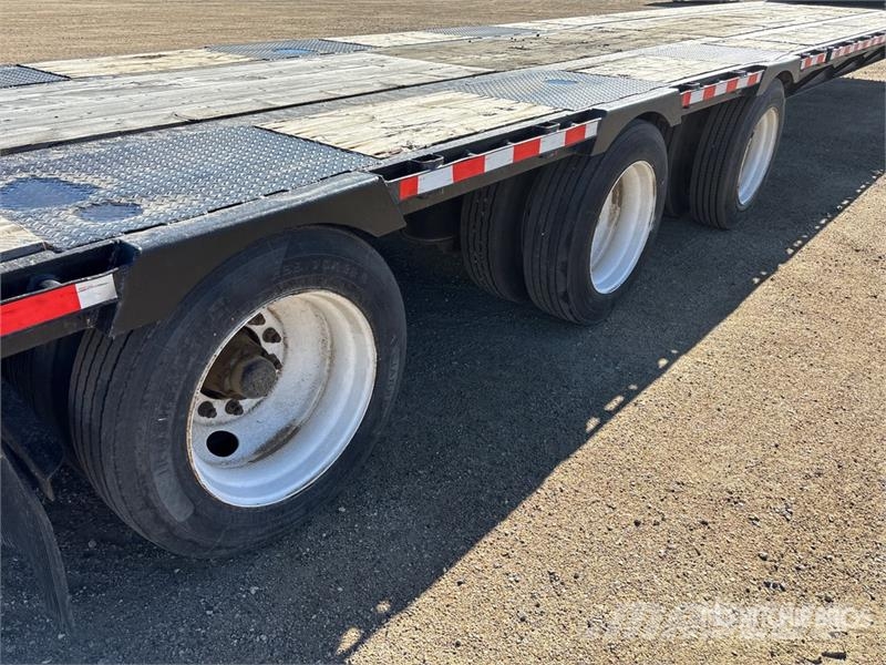 Manac Tri/A 53 ft - 71 ft Extendable Step Deck Trailer Низкорамные прицепы