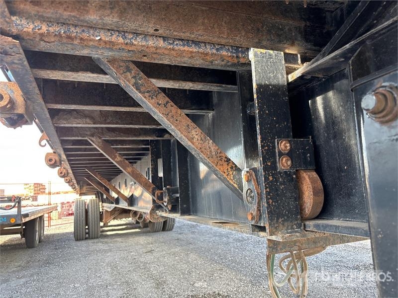 Manac Tri/A 53 ft - 90 ft Extendable Flatbed Trailer Бордови