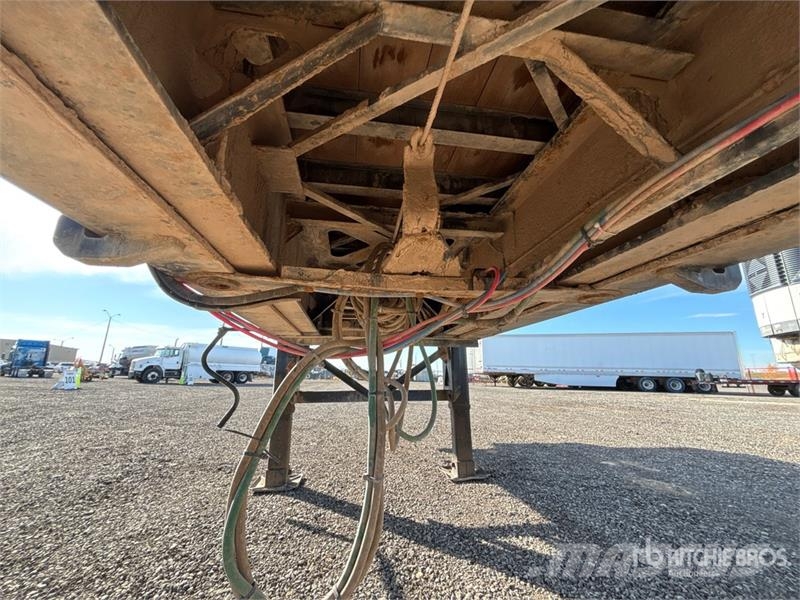 Manac Tri/A 53 ft - 90 ft Extendable Flatbed Trailer Бордови