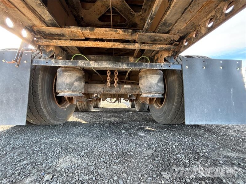 Manac Tri/A 53 ft - 90 ft Extendable Flatbed Trailer Бордови