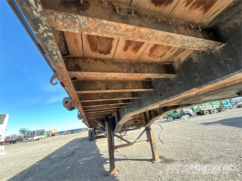 Manac Tri/A 53 ft - 90 ft Extendable Flatbed Trailer Бордови