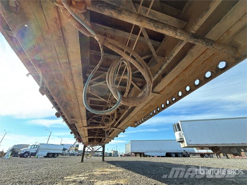 Manac Tri/A 53 ft - 90 ft Extendable Flatbed Trailer Бордови