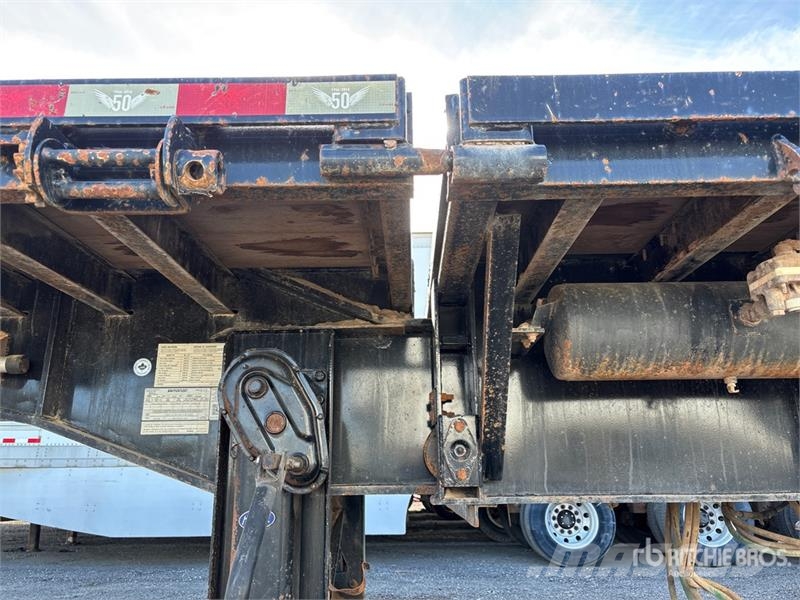Manac Tri/A 53 ft - 90 ft Extendable Flatbed Trailer Бордови
