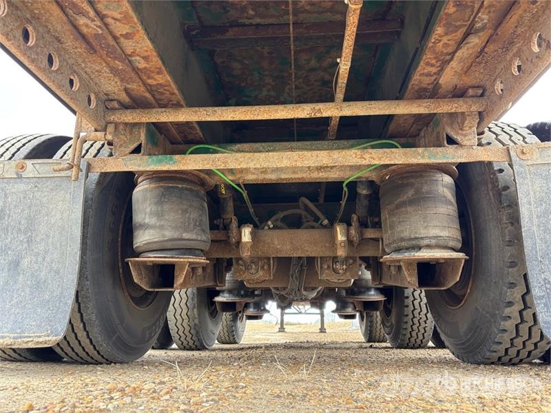 Manac Tri/A 53 ft Extendable Flatbed Trailer Platós / Ponyvás pótkocsik