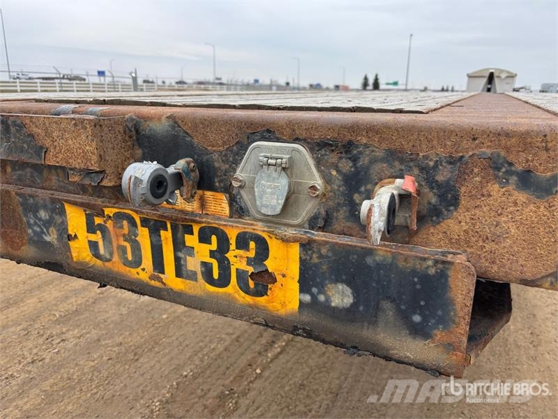 Manac Tri/A 53 ft Extendable Flatbed Trailer 自卸半挂车